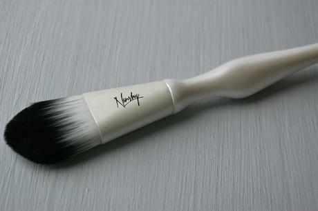 Nanshy foundation brush