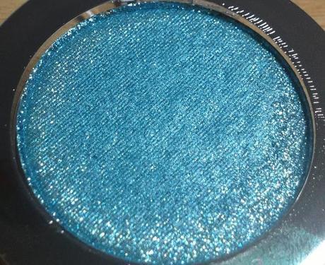 Essence Metal Glam Eye Shadow Jewel Up the Ocean Swatches