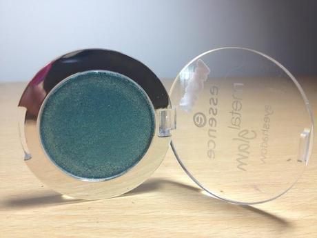 Essence Metal Glam Eye Shadow Jewel Up the Ocean Swatches