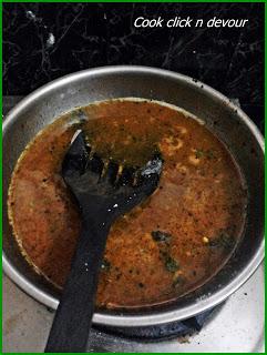 Milagu kuzhambu (Stew with black peppercorns)