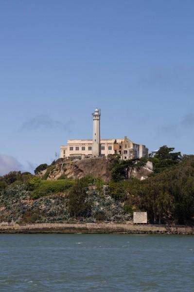 alcatraz 12 399x600 San Francisco: Alcatraz and Walking Around Downtown 