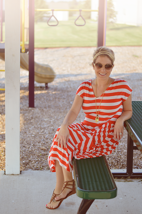 Pregnant Swag: It's all about it stripes {Week 5}