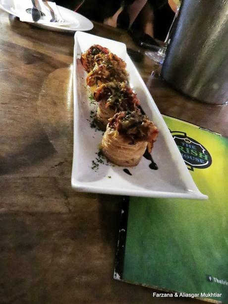 ( One Evening with me ) at The Irish House 