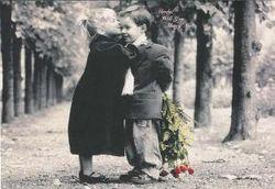 Boy_proposing_marriage