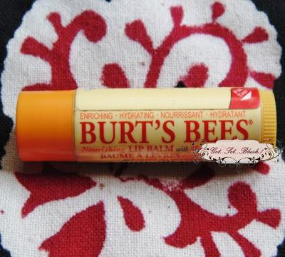 Burt's Bee Nourishing Lip Balm with Mango Butter Review
