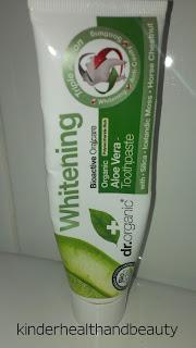 Dr Organic Aloe Vera Whitening Toothpaste:  REVIEW