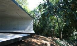 Bungalow LMB by Cadaval & Solà-Morales