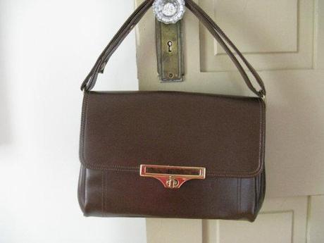 chic ~~ fall handbags for you