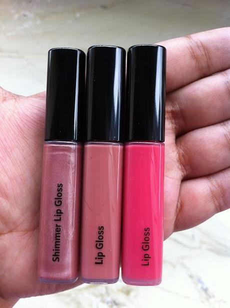 Bobbi Brown Lip Gloss Trio Rose Sugar, Buff, Rosy - Review, Swatches, Pictures