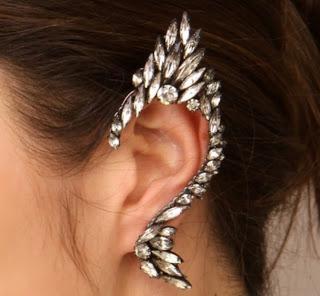 Cool Accessories to Flaunt: Ear Cuffs