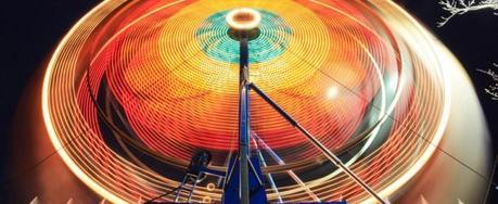Long Exposure Photos of Ferris Wheels