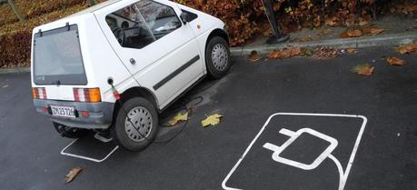 An electric car charging space in Aarhus, Denmark. (Credit: Flickr @ Michael Edson http://www.flickr.com/photos/46758972@N00/)