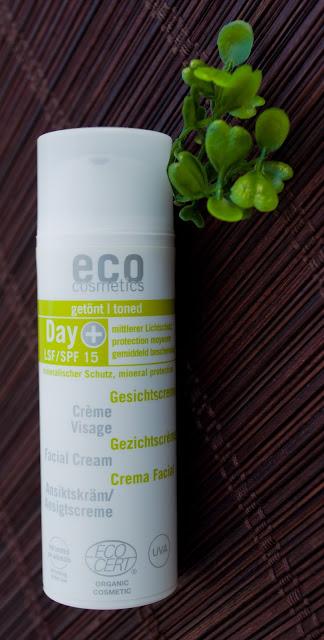 Eco Cosmetics SPF 15 Tinted Moisturizer