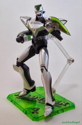 Subdued Figures: Wild Tiger S.H. Figurarts (Tiger & Bunny) Wild Tiger S.H. Figurarts Review Picture 8