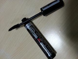 Review  Rimmel Extra Super Lash Mascara