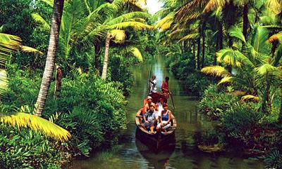 Dream vacations in backwaters of Kerala