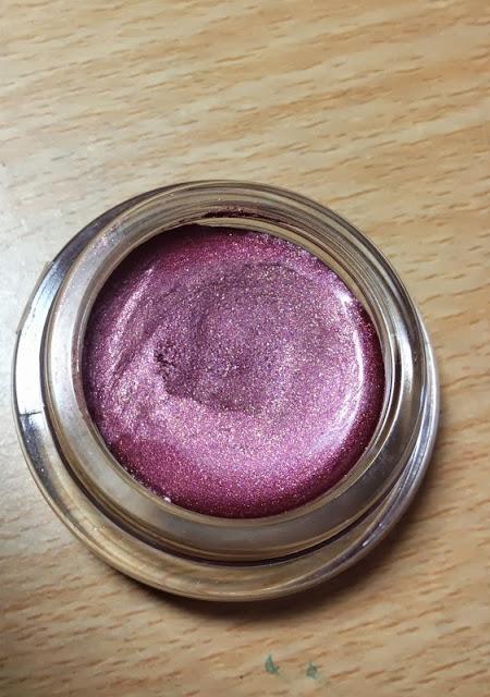 Maybelline EyeStudio Color Tattoo 24hr Cream Gel Eyeshadow Metallic Pomegranate Swatches