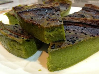 Kuih Bakar Pandan - Baked Pandan Custard Pudding