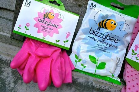 Look glam while doing the chores!