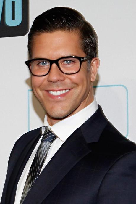 Win a meet-n-greet with Fredrik Eklund from Million Dollar Listing New York