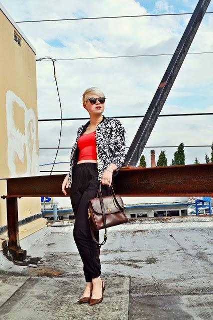 Look of the Day: Floral Jacket + Red Crop Top