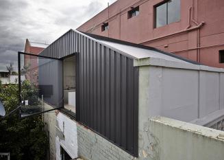 Lightbox House by Edwards Moore