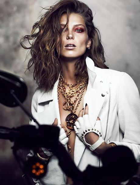DARIA WERBOWY IN FASHION MAGAZINE FEATURE