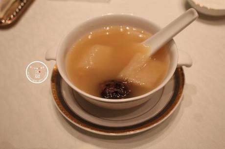 Double boiled chicken consomme with dried scallops and mushroom