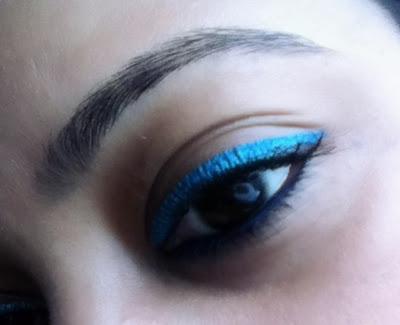 Lakme Absolute Royal Collection Shine Line Eyeliner Teal - Review, EOTD