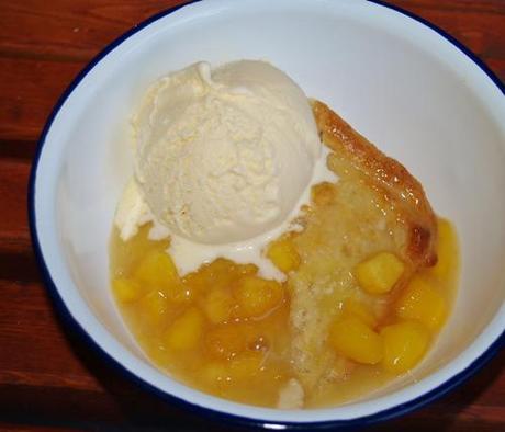 Peach Cobbler/Kelli's Retro Kitchen Arts