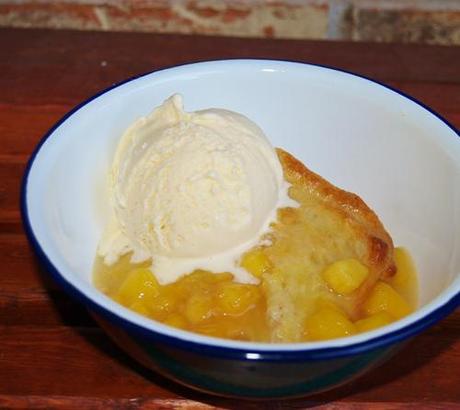 Peach Cobbler/Kelli's Retro Kitchen Arts