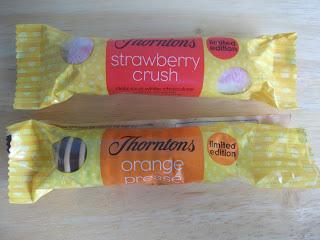 Thorntons White Chocolate Strawberry Crush and Orange Pressé Bars (Limited Edition) Review