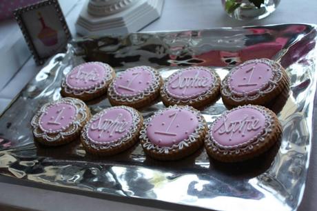  Debi Sementelli, Lettering Art Studio. cookies, pink-themed birthday party