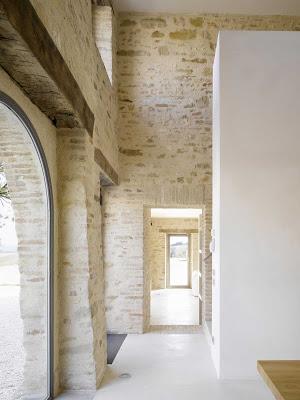 build | countryside villa restoration in italy