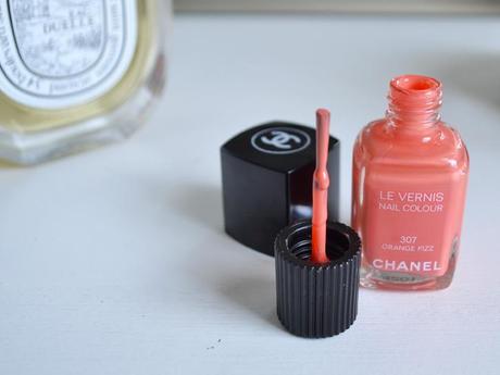 Chanel Le Vernis in Orange Fizz