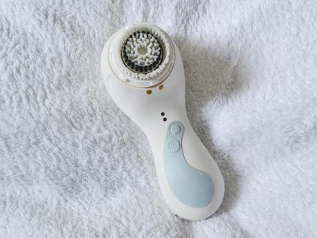 Clear Skin Basics & Product Review | Clarisonic Sonic Skin Cleansing System