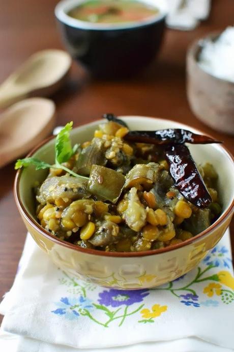 Iguru/ Vankaya-Senagapappu Iguru (Eggplant-Chana Dal Curry)