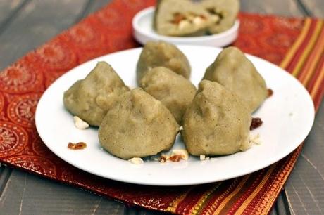 Jonna Pindi Kudumulu (Jowar Modak)