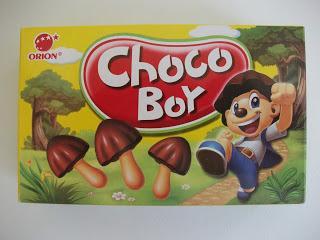 Orion Choco Boy - Mushroom-shaped Cookie Snacks Review!