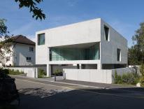 Private House on six pillars by Bearth & Deplazes architekten