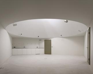 Private House on six pillars by Bearth & Deplazes architekten