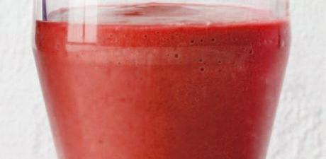 Strawberry Coconut Water Smoothie Recipe