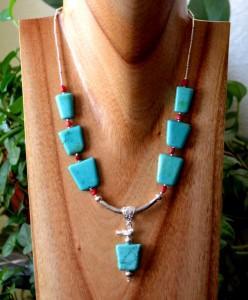 Photo Trapizoid Turquoise Necklace