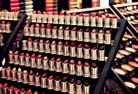 A Guide to MAC's Lipstick Finishes