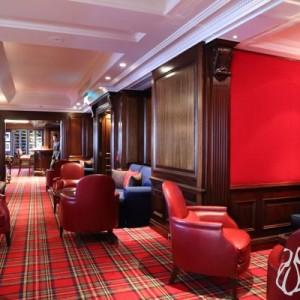 Sydneys_Vendome_Restaurant_Lounge_Beirut_Lebanon006