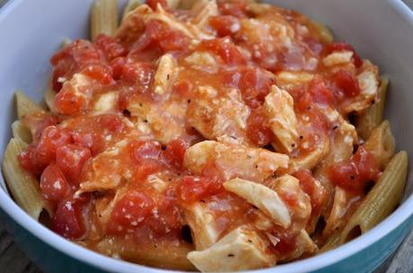 Simple Cheesy Italian Chicken {Crockpot}