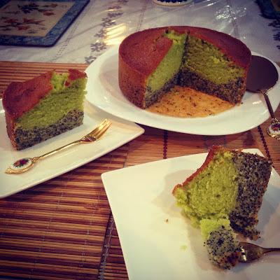 Pandan & Poppy seeds buttercake