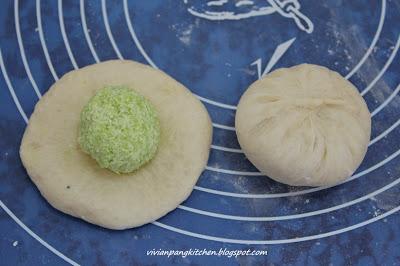 Coconut Bread/Sponge Dough Method