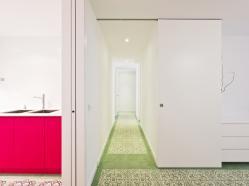 Internal renovation by Romero Vallejo Arquitectos