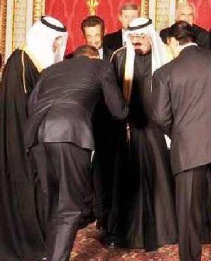 obama-bow-saudi-arabia